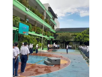 Tampak Suasana Upacara Bendera