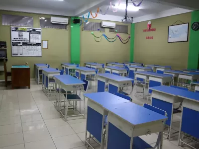 Ruang Kelas Full AC