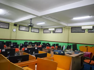 Ruang Lab Komputer